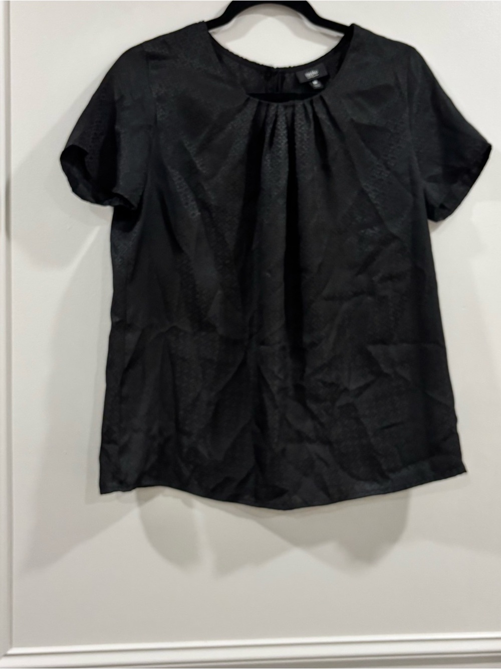 Mossimo Women’s Medium Black Jacquard Pleated Short Sleeve Blouse